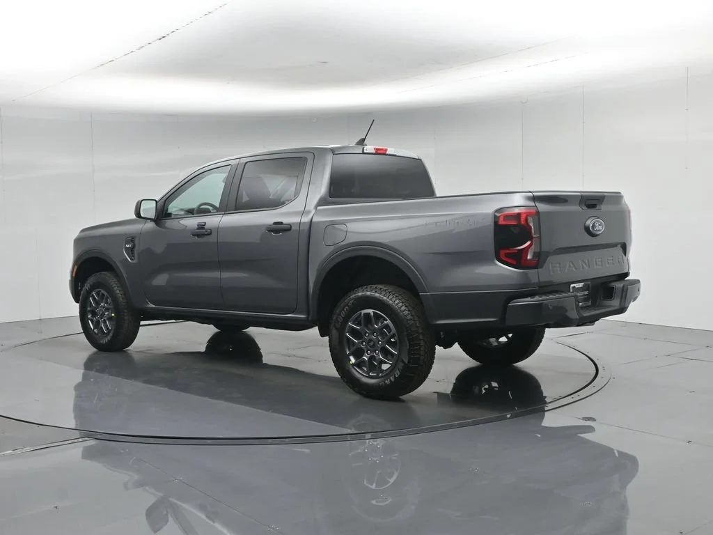 New 2026 Carbonized Gray Metallic Ford XLT image 6