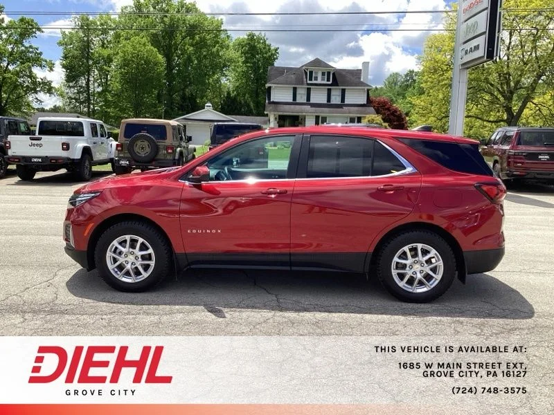 Used 2022 Red Chevrolet LT image 4