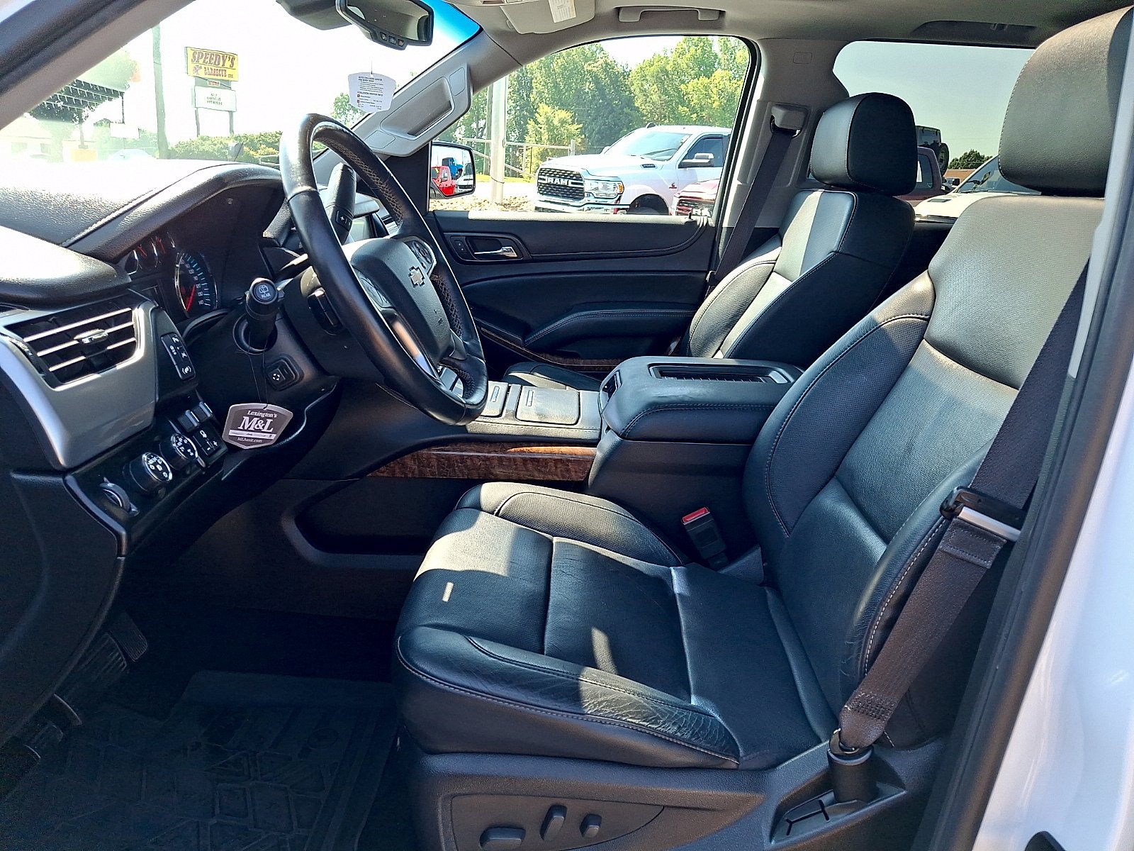 Used 2016 Summit White - GAZ Chevrolet LTZ image 13