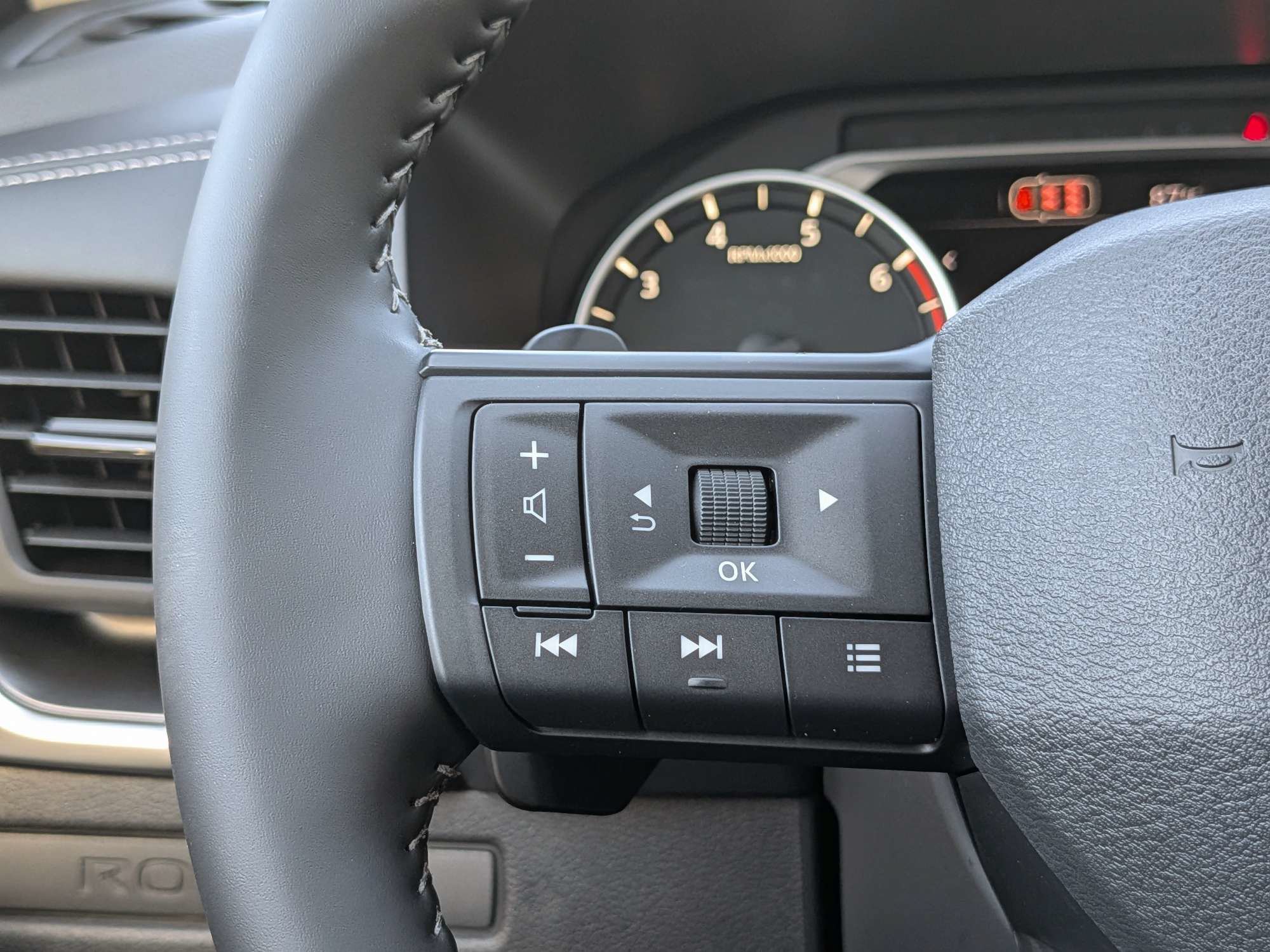 New 2027  Nissan SV image 22