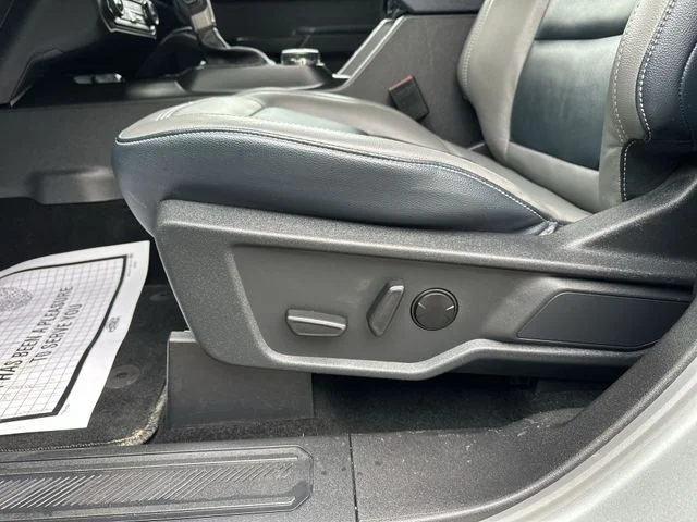 Used 2024 Silver Ford Outer Banks image 16