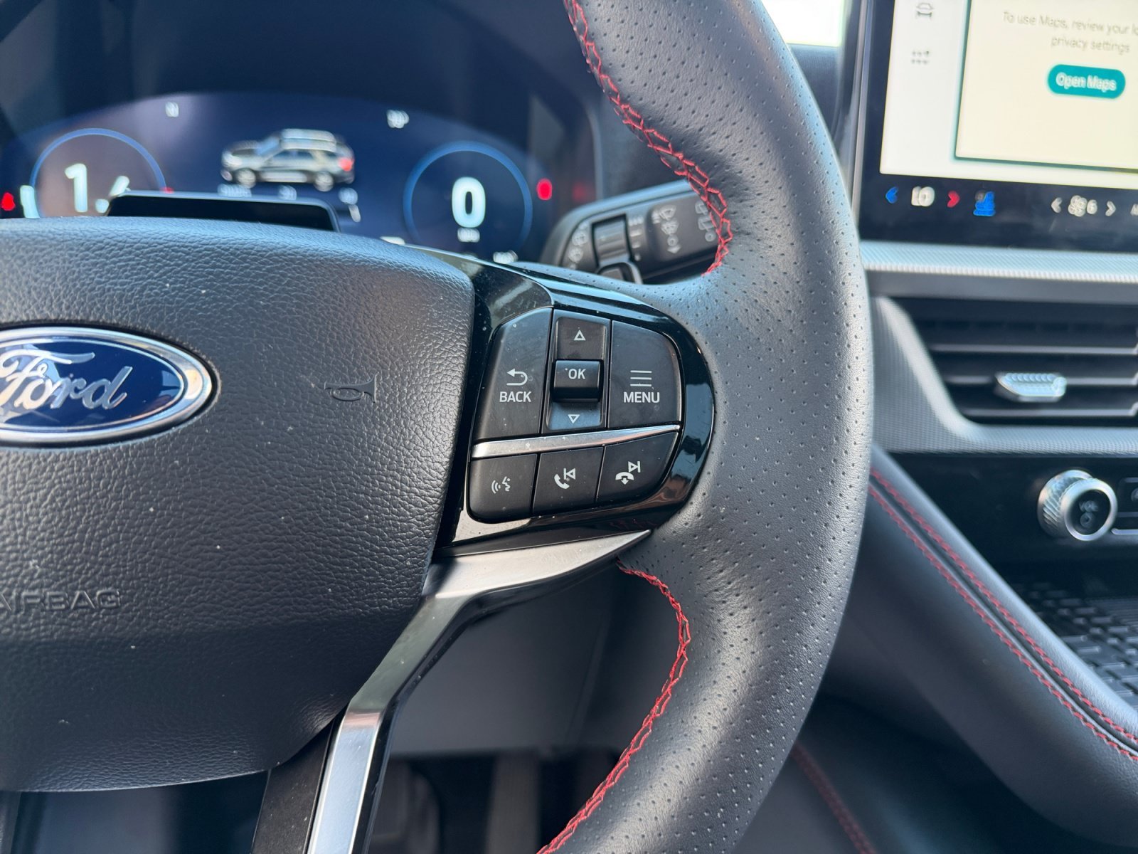 2025 Ford Explorer ST - Photo 12
