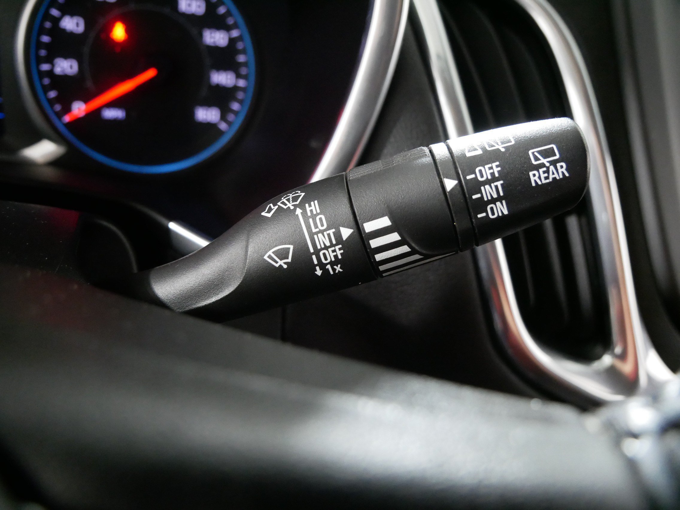 Used 2019 SANDY RIDGE METALLIC Chevrolet LT image 31
