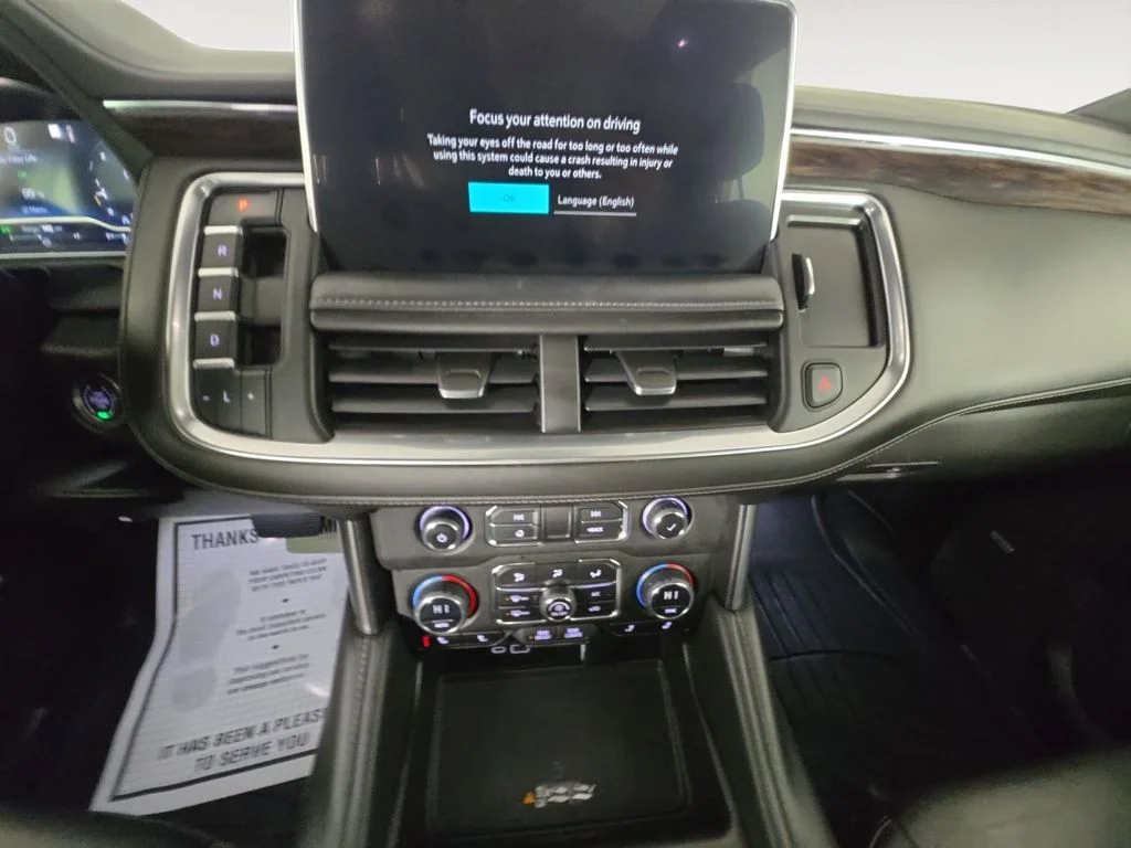 Used 2023 Gray Chevrolet Z71 image 14