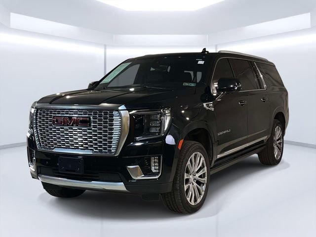 2022 GMC Yukon Denali AWD's photo