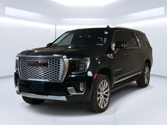 2022 GMC Yukon Denali AWD's photo