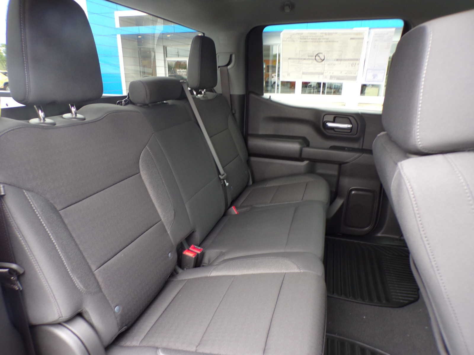 2024 Chevrolet Silverado 1500 Custom - Photo 9