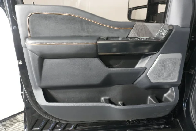 Used 2024 Agate Black Metallic Ford Platinum image 35