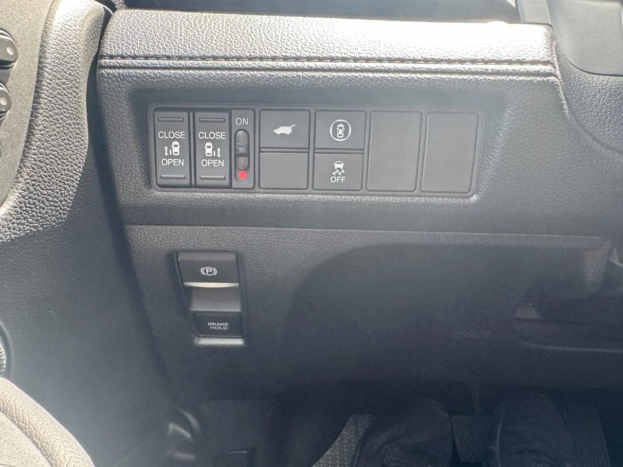 2024 Honda Odyssey EX-L - Photo 27