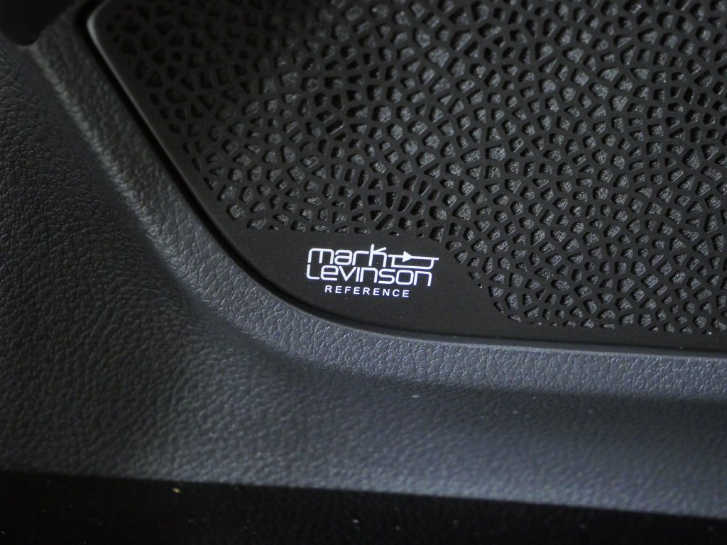 Used 2025 Black Lexus 600 Luxury image 36