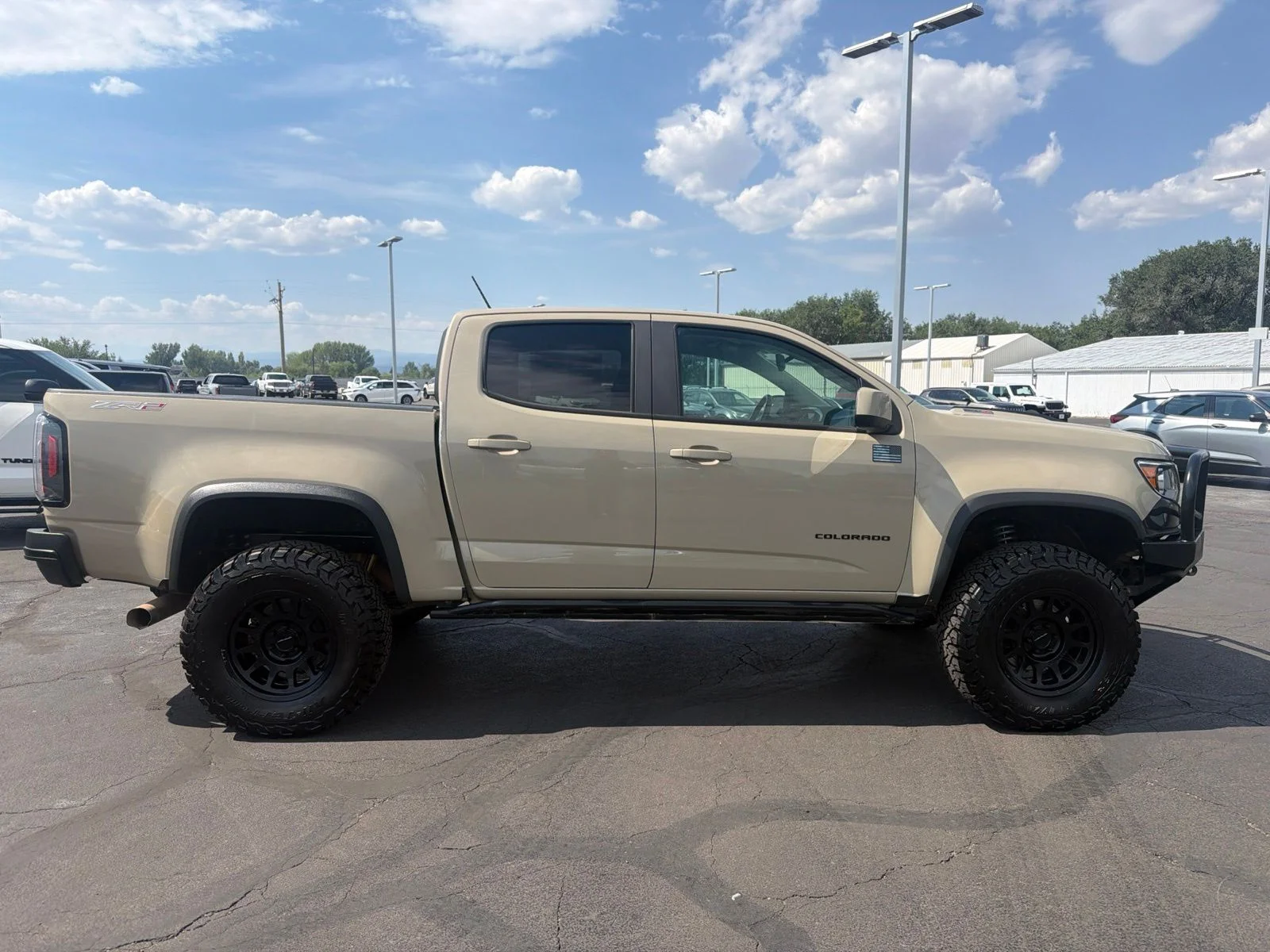 Used 2021 Beige Chevrolet ZR2 image 9
