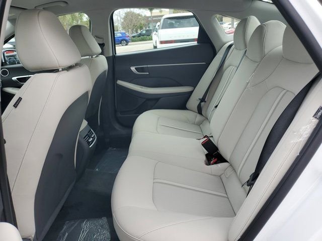 New 2026 White Hyundai Blue image 7