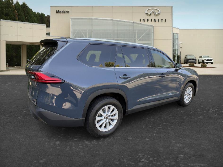 Used 2024 Storm Cloud Toyota XLE image 5