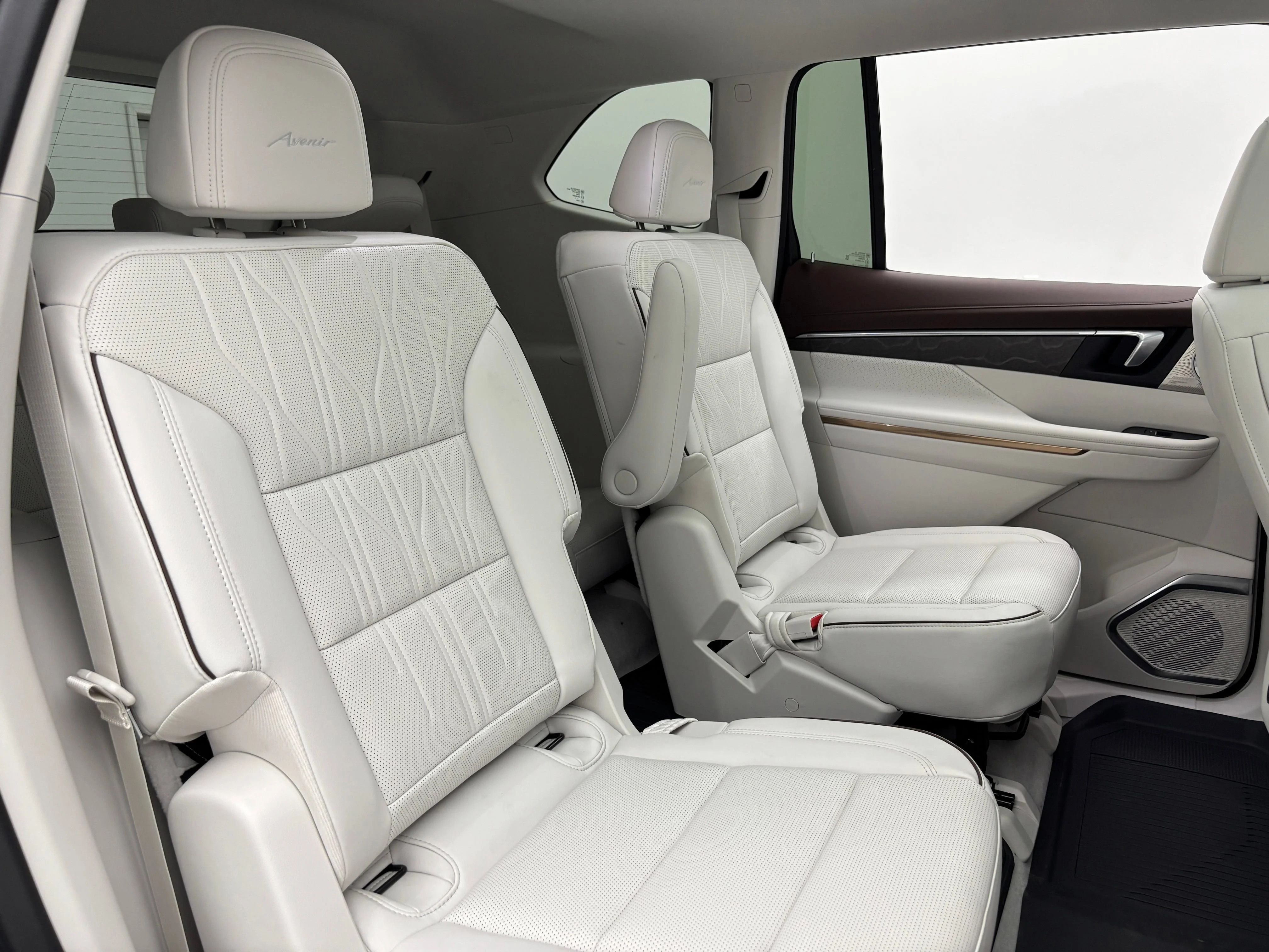 2026 Buick Enclave Avenir - Photo 43