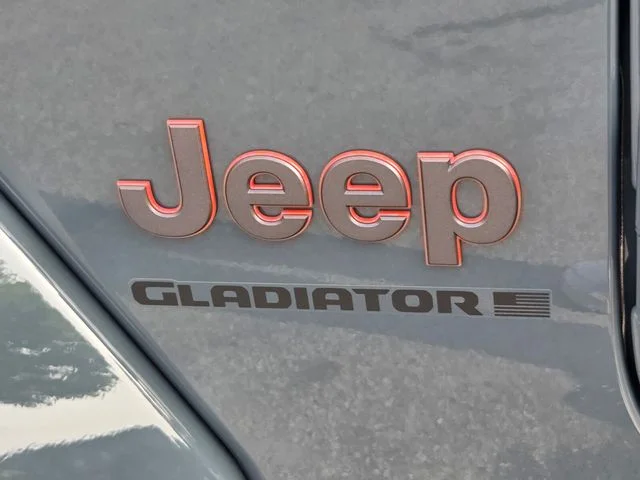 New 2026 Anvil Clear-Coat Exterior Paint Jeep Mojave image 32