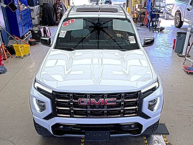 2024 GMC Canyon AT4X - Photo 8