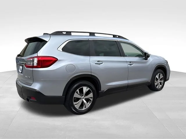 Used 2025 Silver Subaru Premium image 7