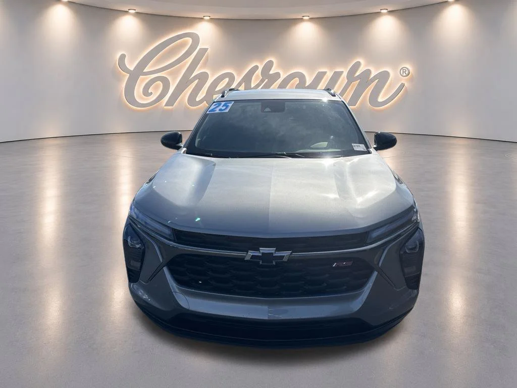 Used 2025 Gray Chevrolet 2RS image 8