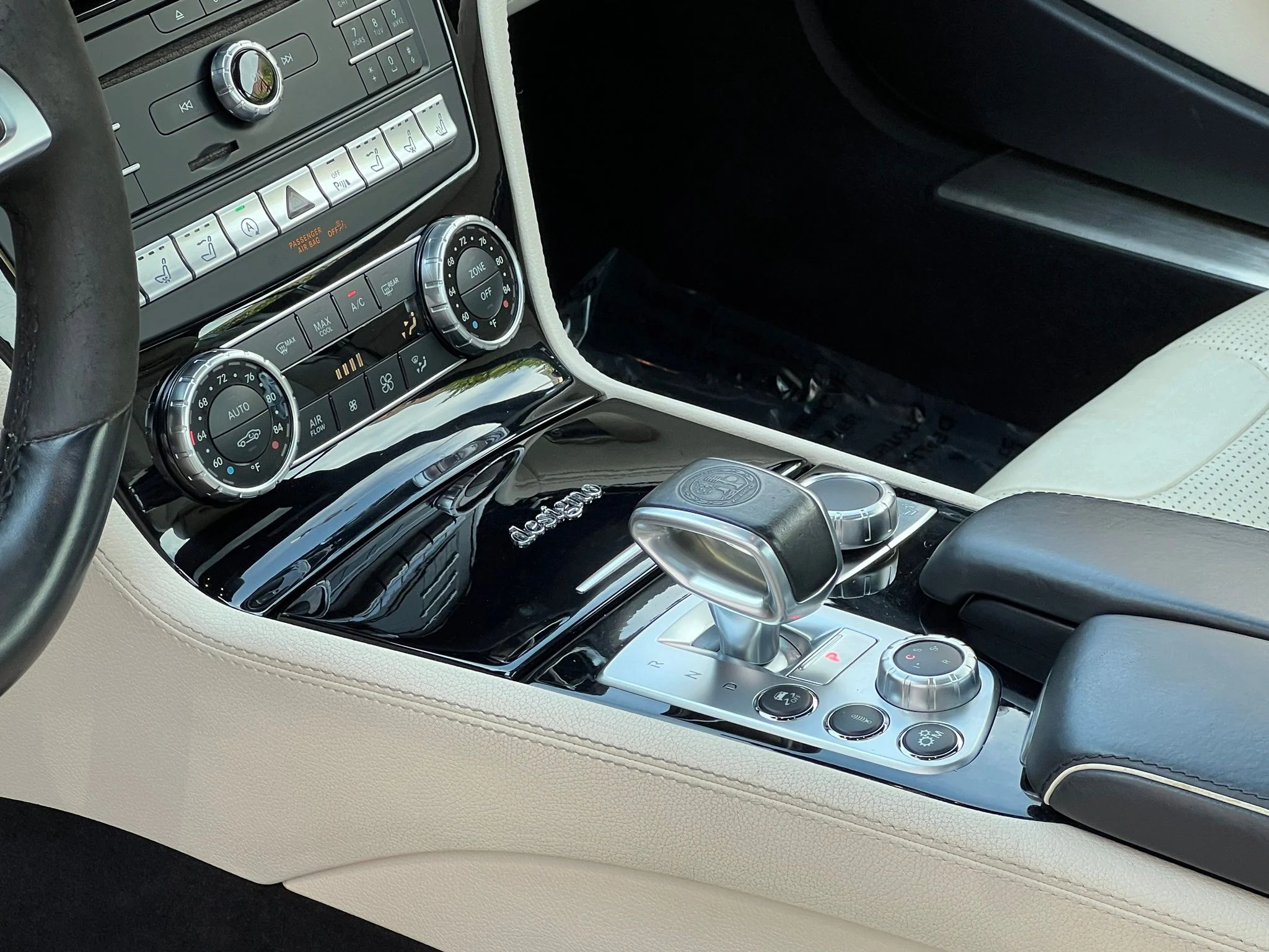 Used 2018  Mercedes-Benz SL 63 AMG® image 32
