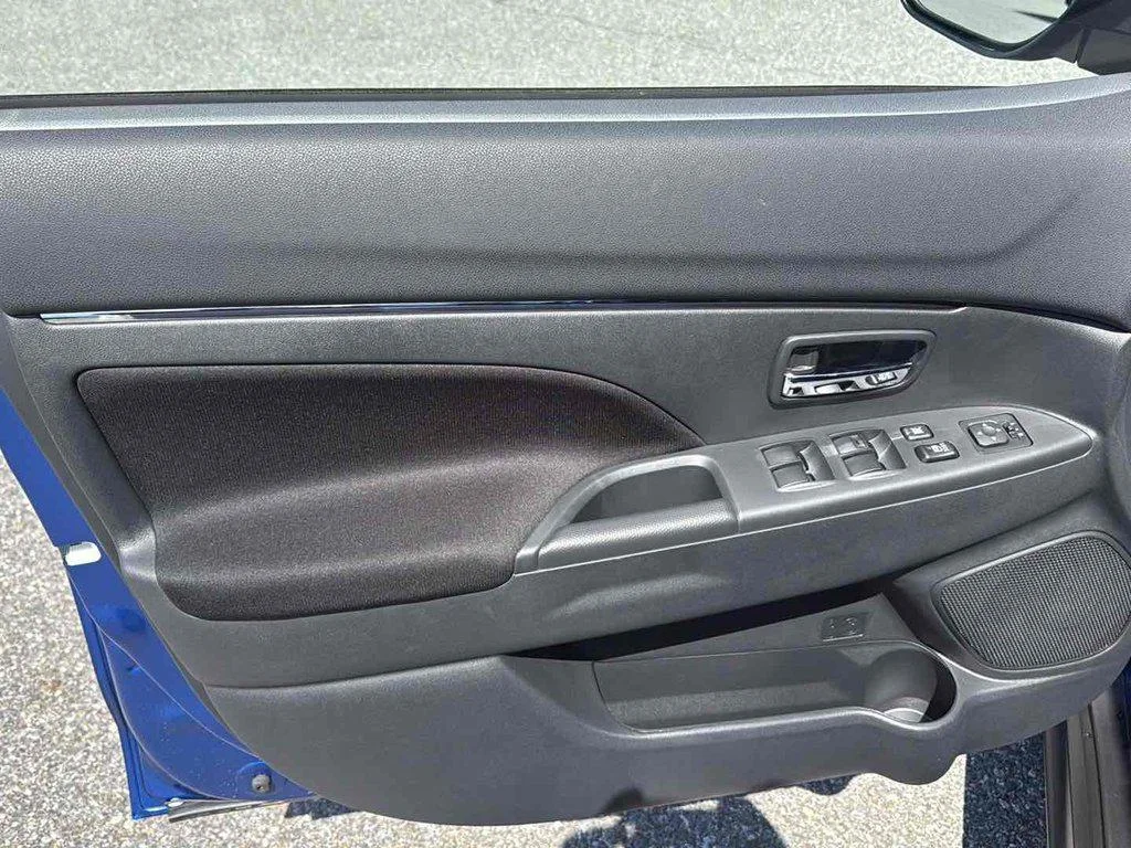 2026 Mitsubishi Outlander Sport LE - Photo 15