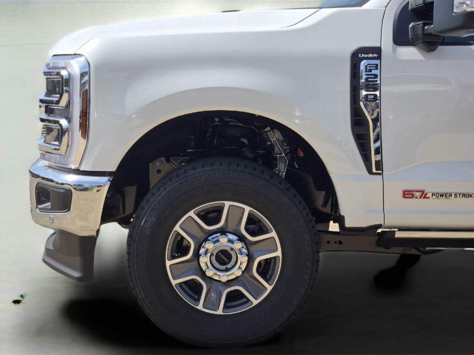 New 2026 Star White Metallic Tri-Coat Ford F-250® Lariat® image 6