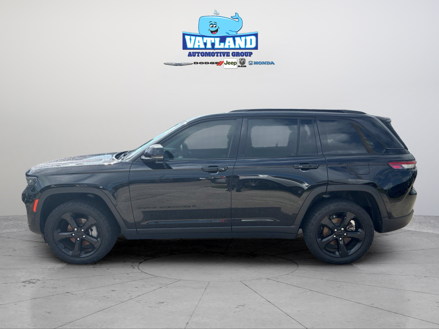 Used 2023 Black Jeep Limited image 2