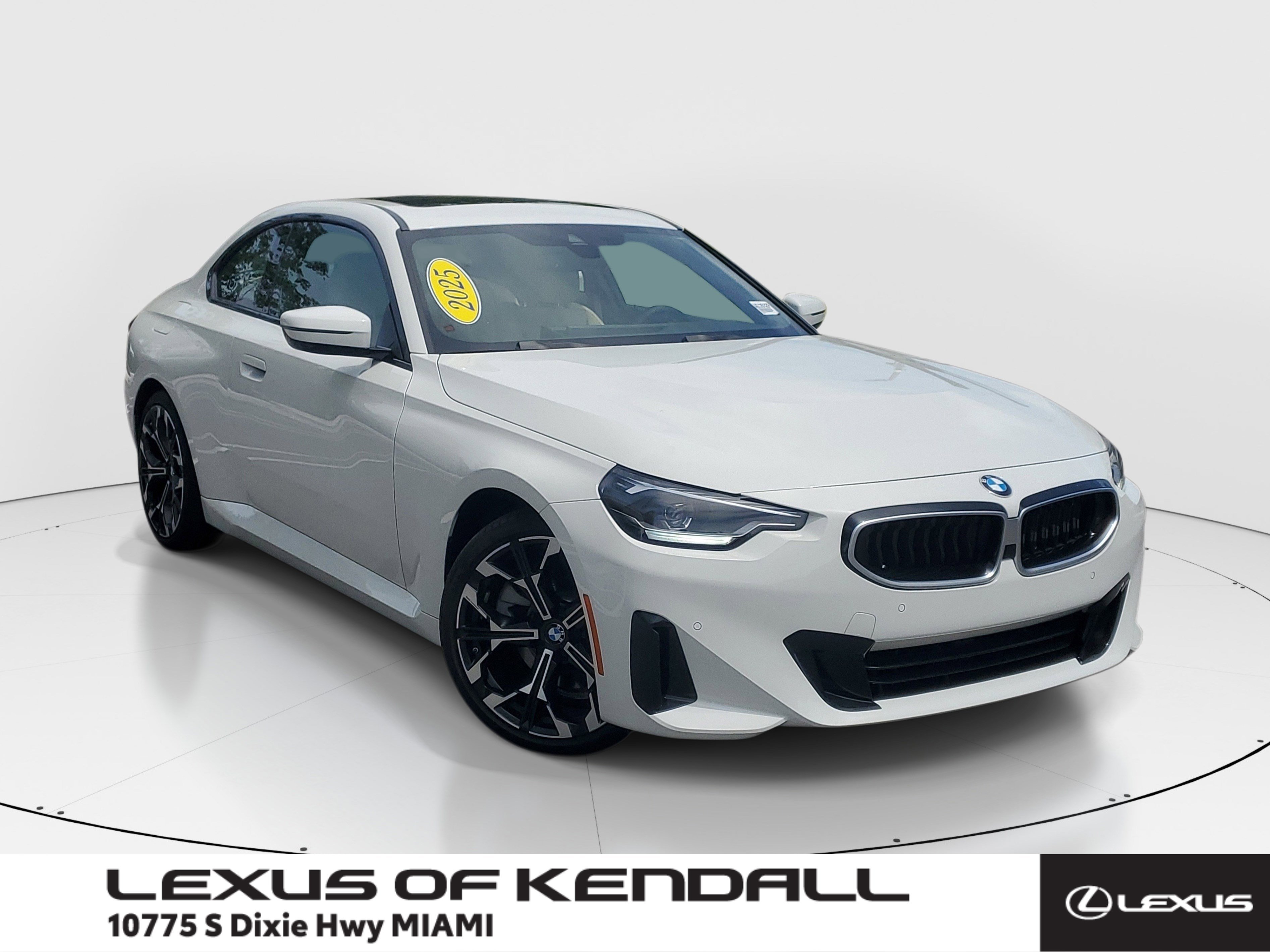 2025 BMW 2 Series 230i Coupe's photo