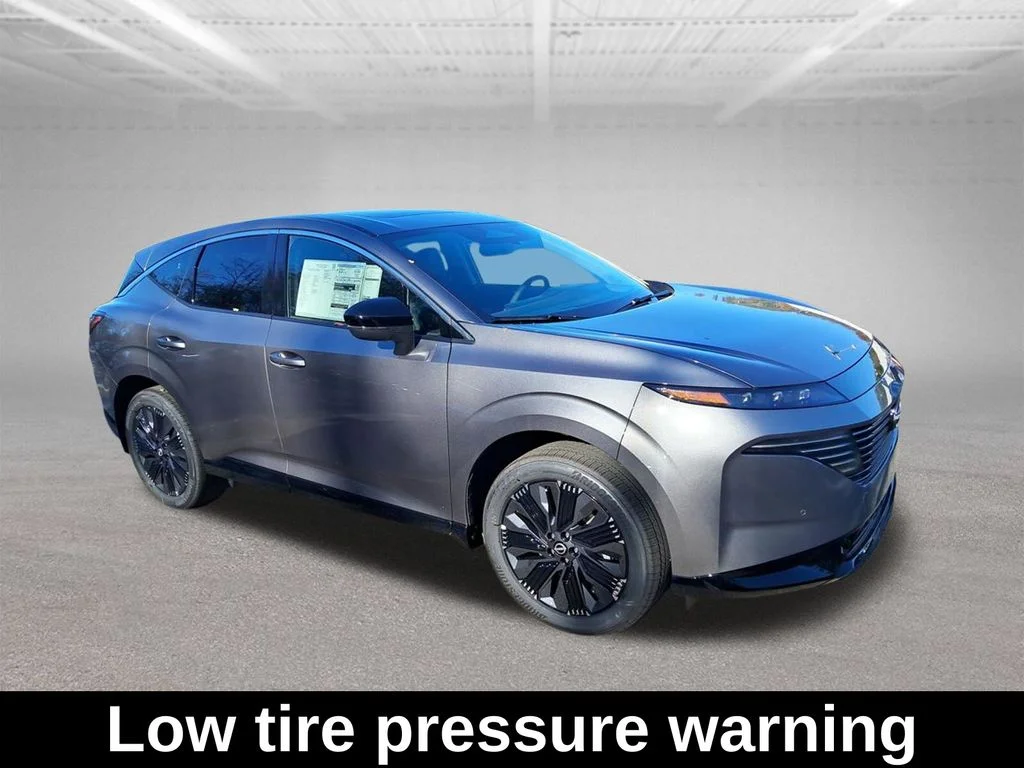 New 2026 Gray Nissan Platinum image 8