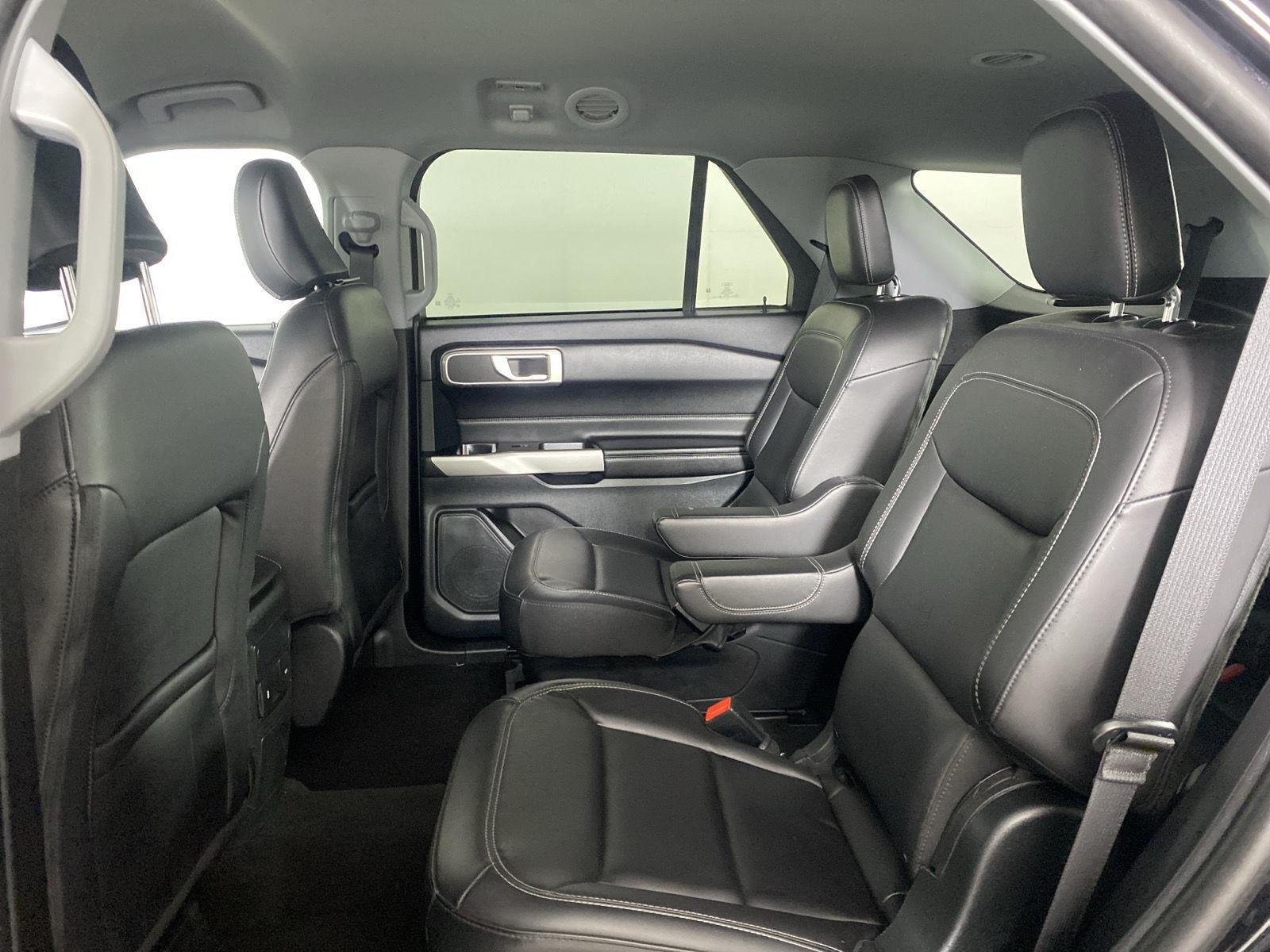 Used 2023 Agate Black Ford XLT image 25