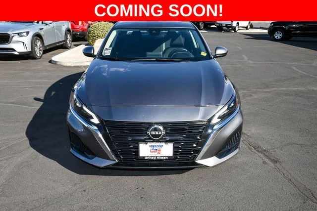 Used 2024 Gray Nissan 2.5 SV image 8