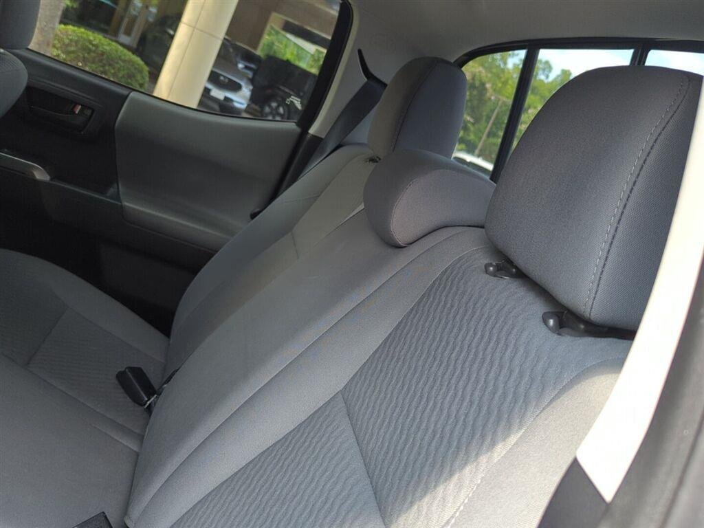 Used 2020 Magnetic Gray Metallic Toyota SR5 image 11