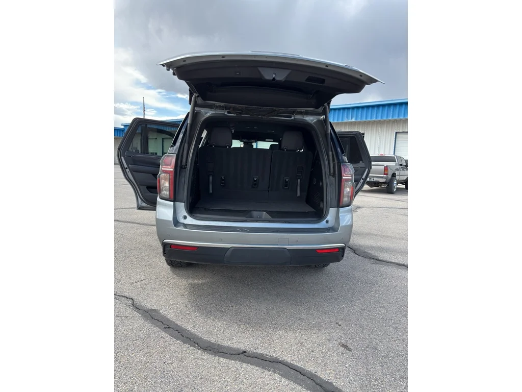 Used 2023 Sterling Gray Metallic Chevrolet LT image 5