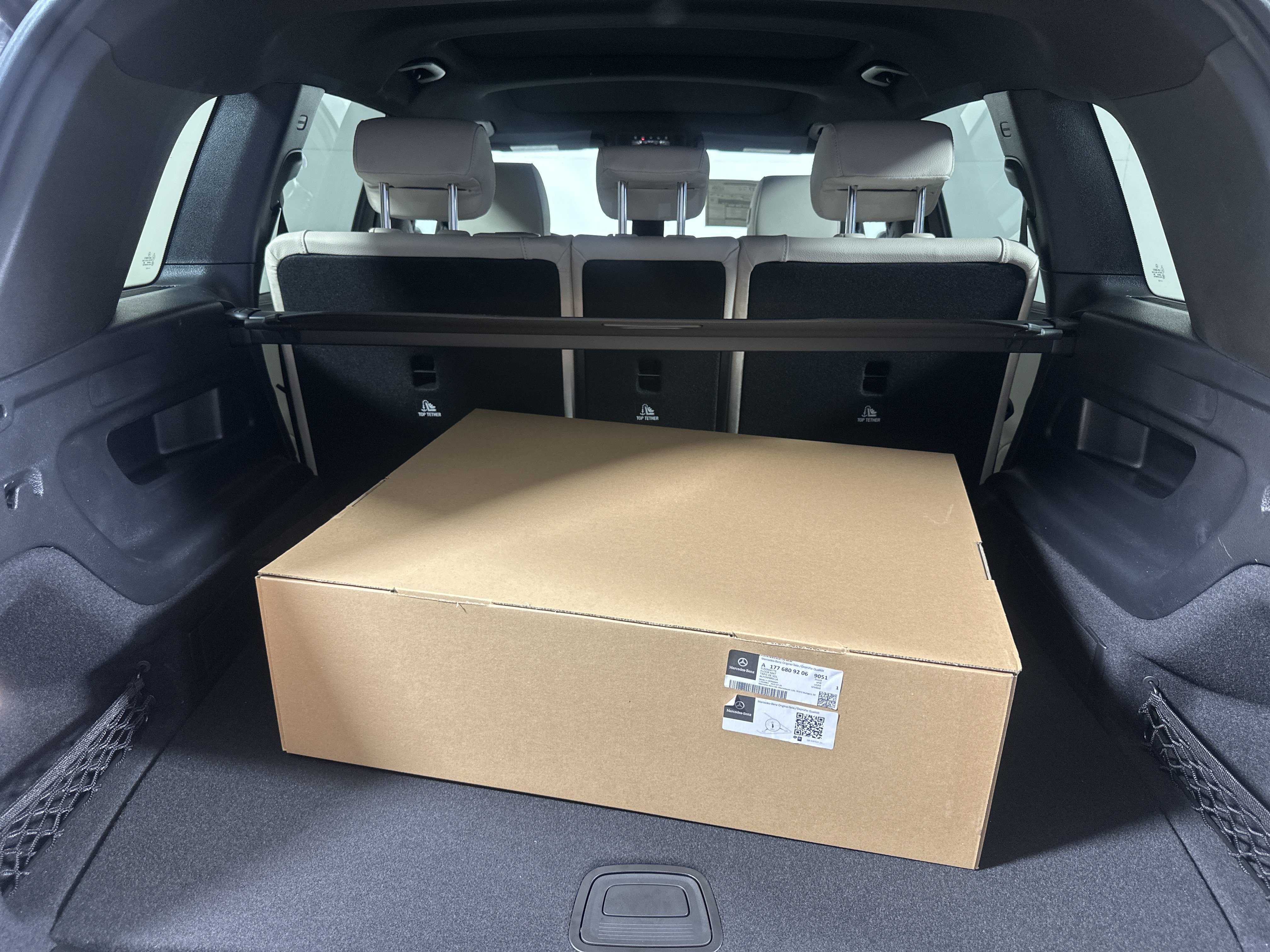New 2026 Mountain Grey Metallic Mercedes-Benz GLB 250 image 23