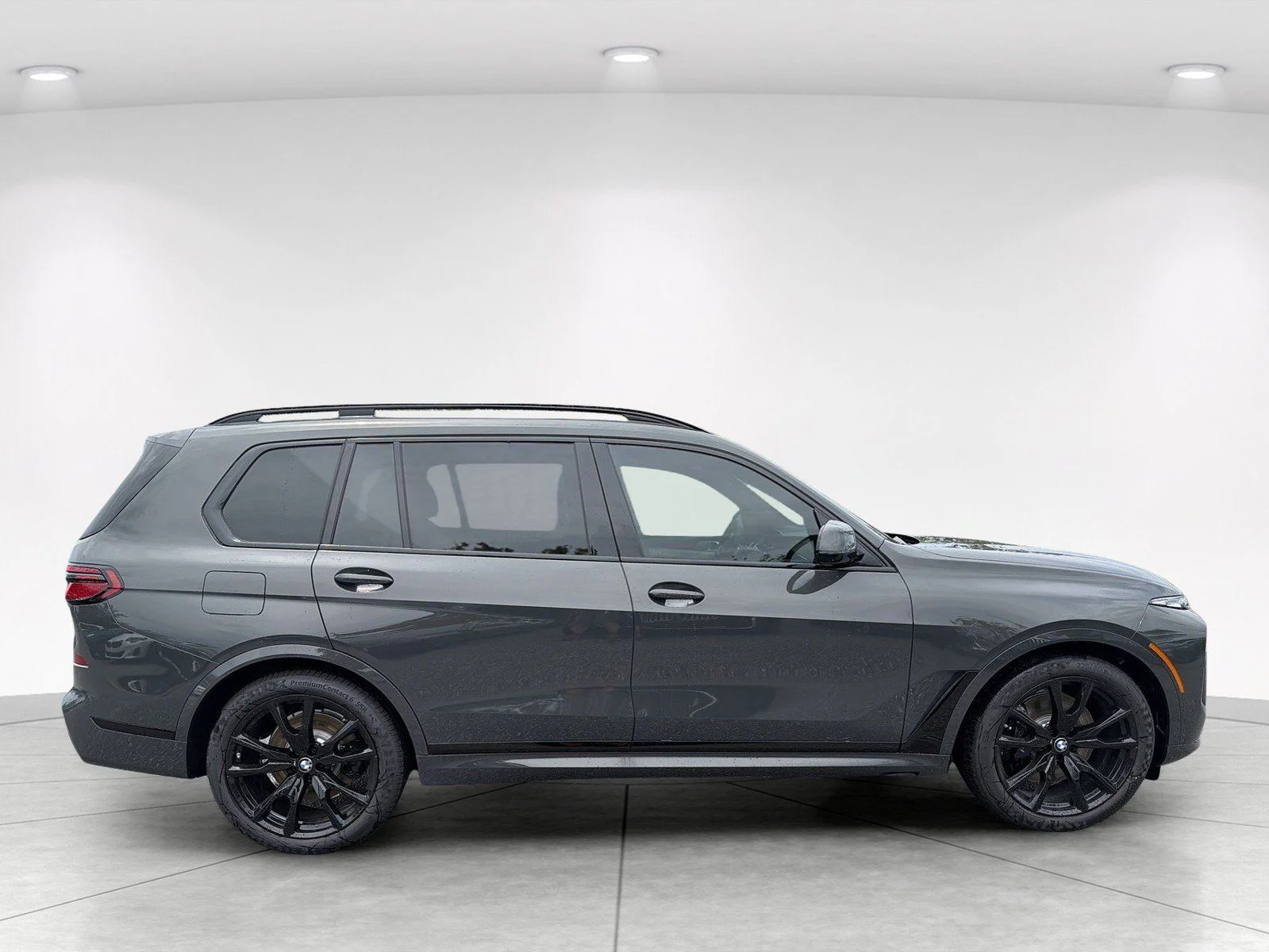New 2027 Dravit Grey Metallic BMW xDrive40i image 3