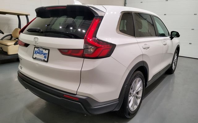 Used 2024 White Honda EX image 9