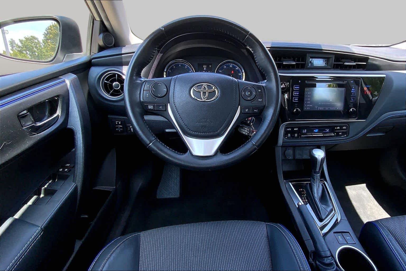 Pre-Owned 2018 Toyota Corolla SE