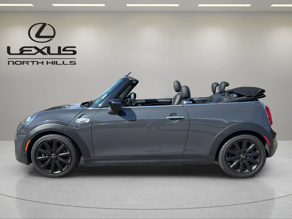 Used 2020 Gray MINI  image 10
