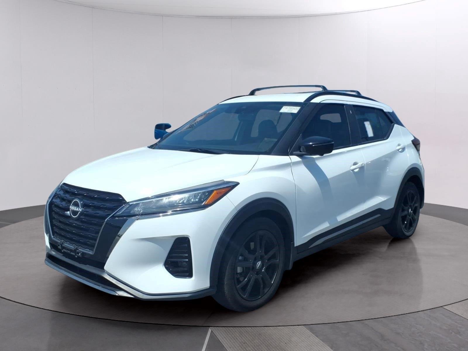 2023 Nissan Kicks