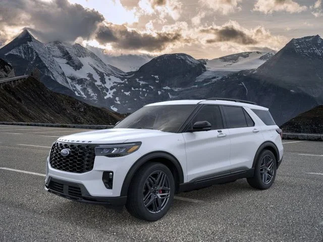 2026 Ford Explorer ST-LINE 4WD's photo
