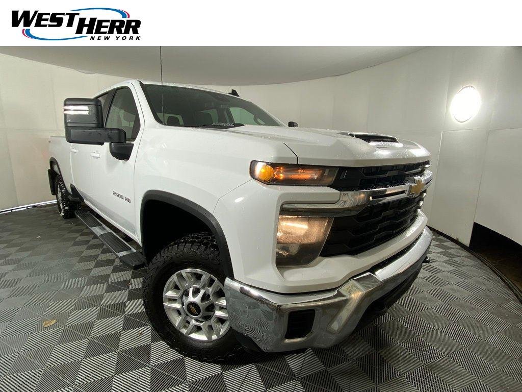 Used 2024 Summit White Chevrolet LT image 1
