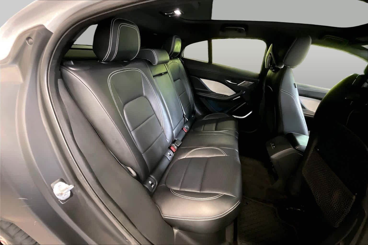 Used 2022 Yulong White Metallic Jaguar HSE image 18
