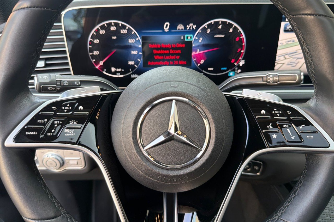 Used 2026 OBSIDIAN BLACK METAL Mercedes-Benz GLE 450 image 23