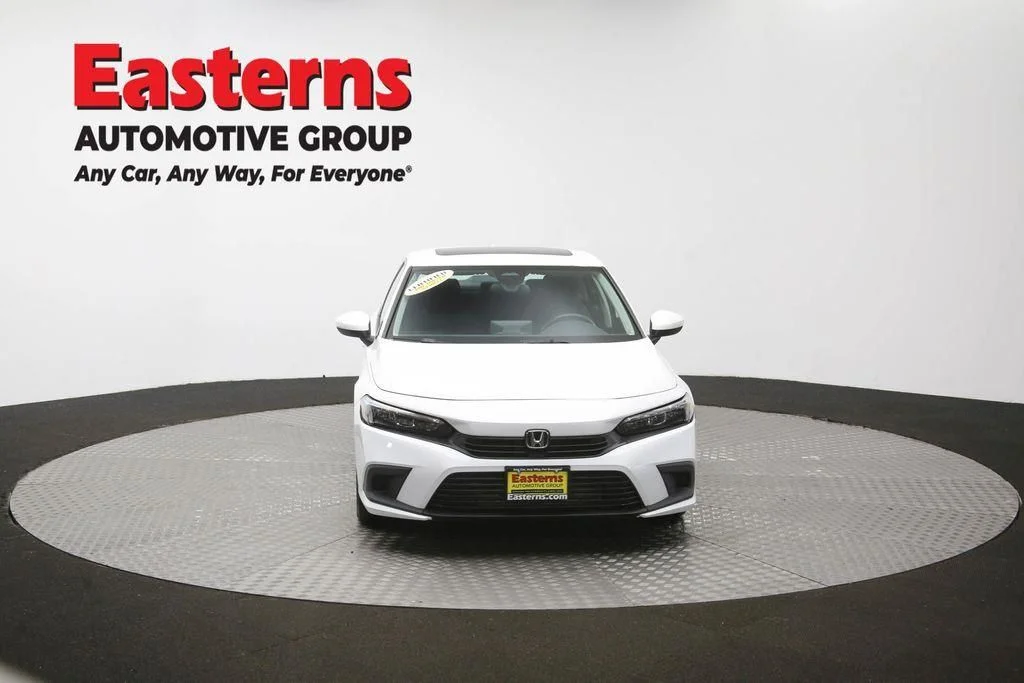 Used 2023 White Honda EX image 54
