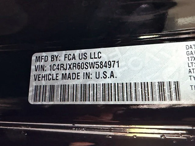 Certified Used 2025 Black Jeep Rubicon 4xe image 22