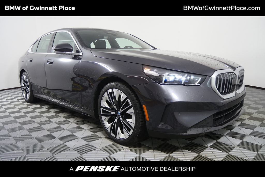 2025 BMW 5 Series 540i