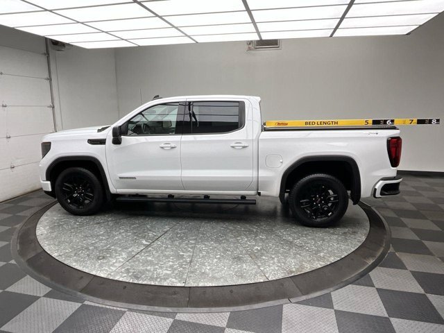 Used 2024 Summit White GMC Elevation image 7