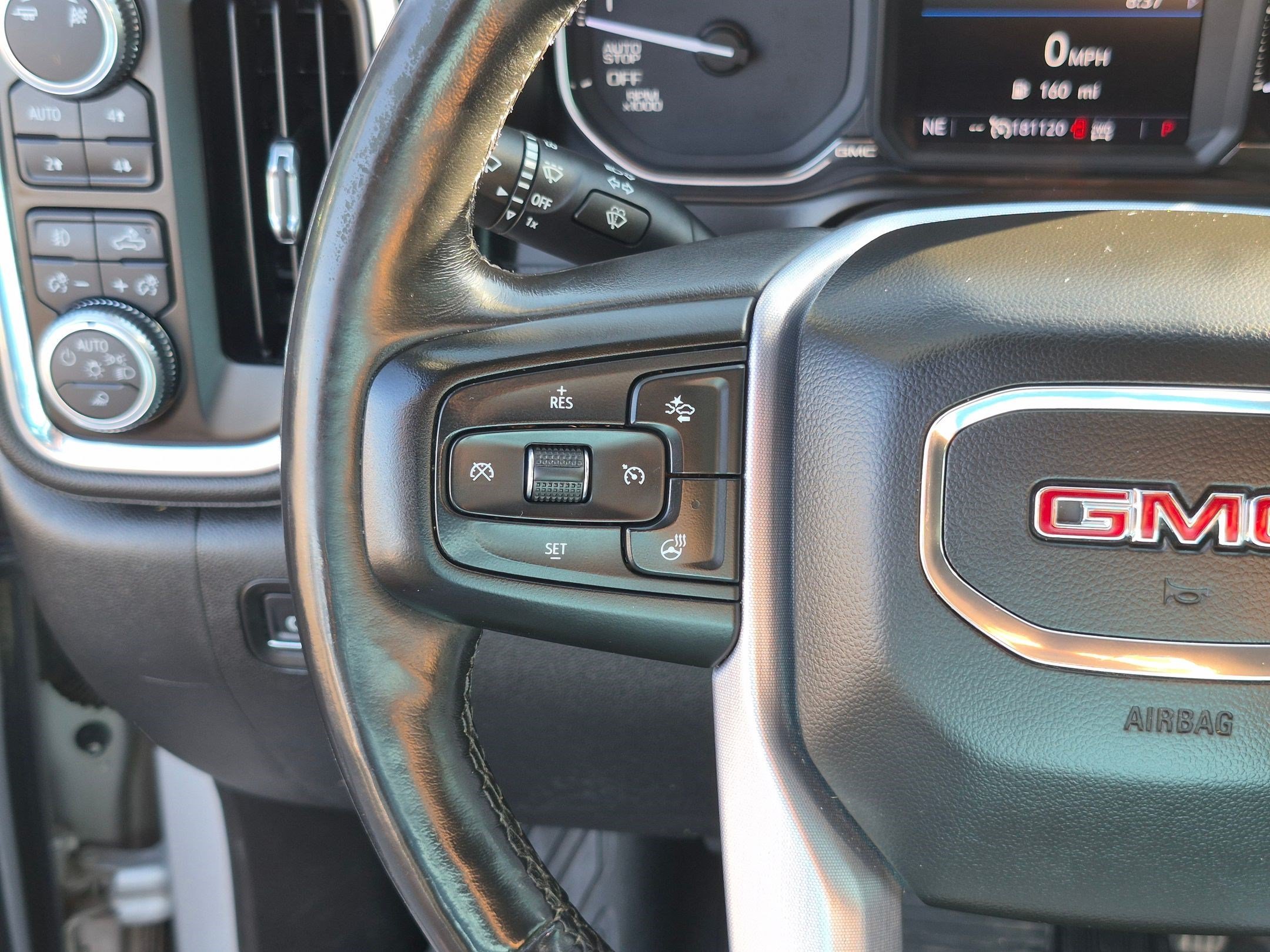 Used 2019 Quicksilver Metallic GMC SLT image 17