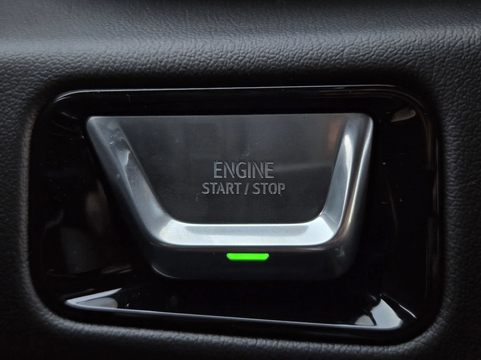 2026 GMC Yukon XL Denali - Photo 15
