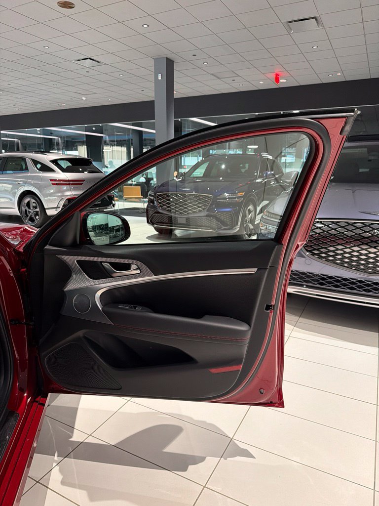 2023 GENESIS G70 Standard - Photo 20