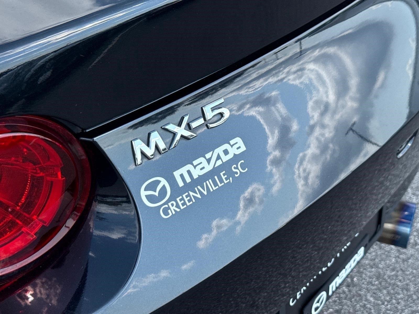 Used 2022 Jet Black Mica Mazda Grand Touring image 22